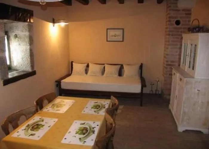 House Marin * Стариград-Пакленица